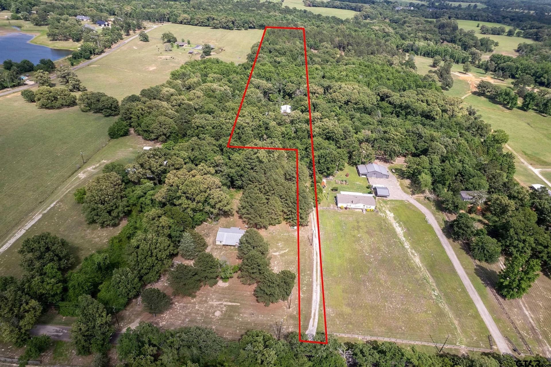 12.05 acres in Smith County gallery image 2