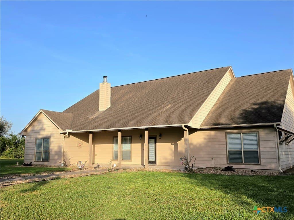 21 acres in Goliad County
