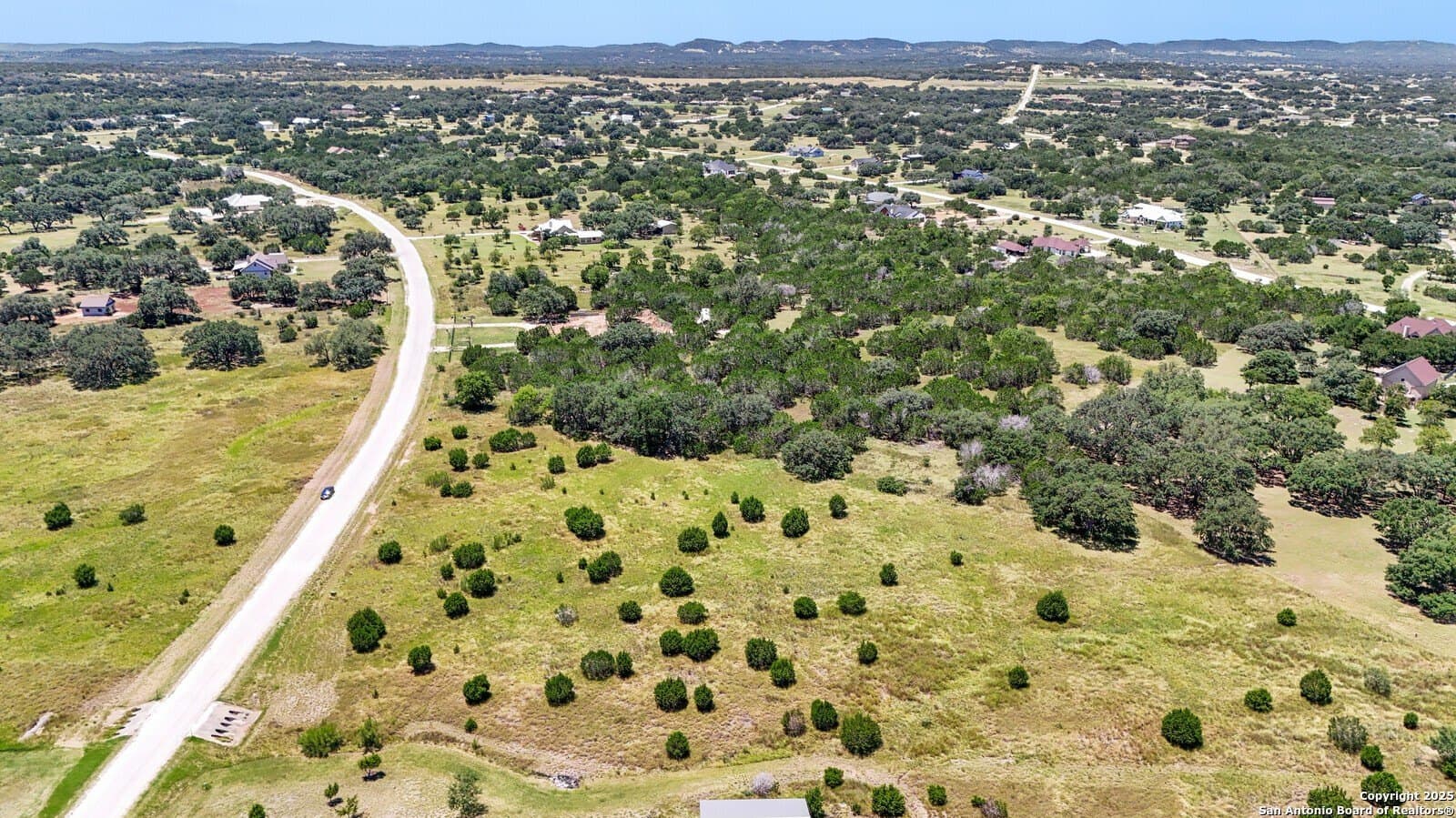 4.04 acres in Bandera County gallery image 3