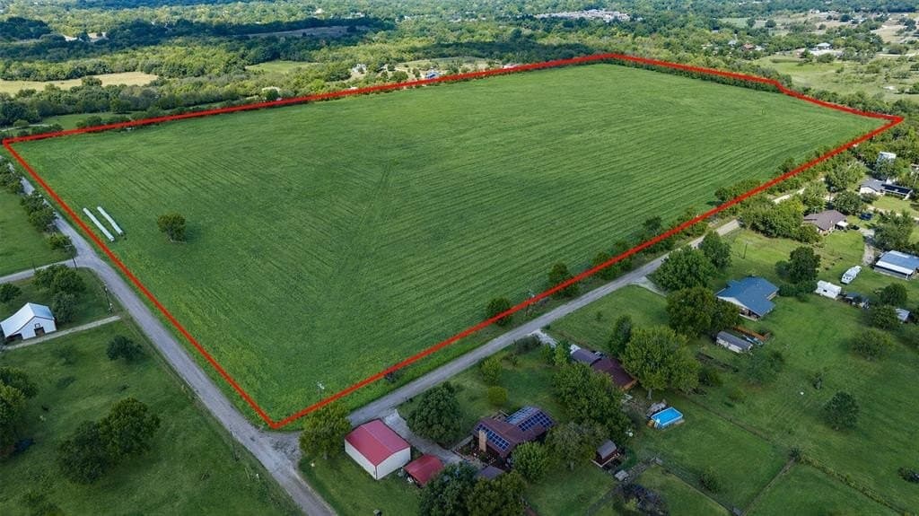 48.74 acres in Cooke County