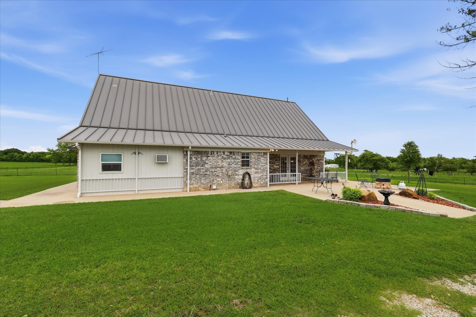 9.79 acres in Wise County - photo 31