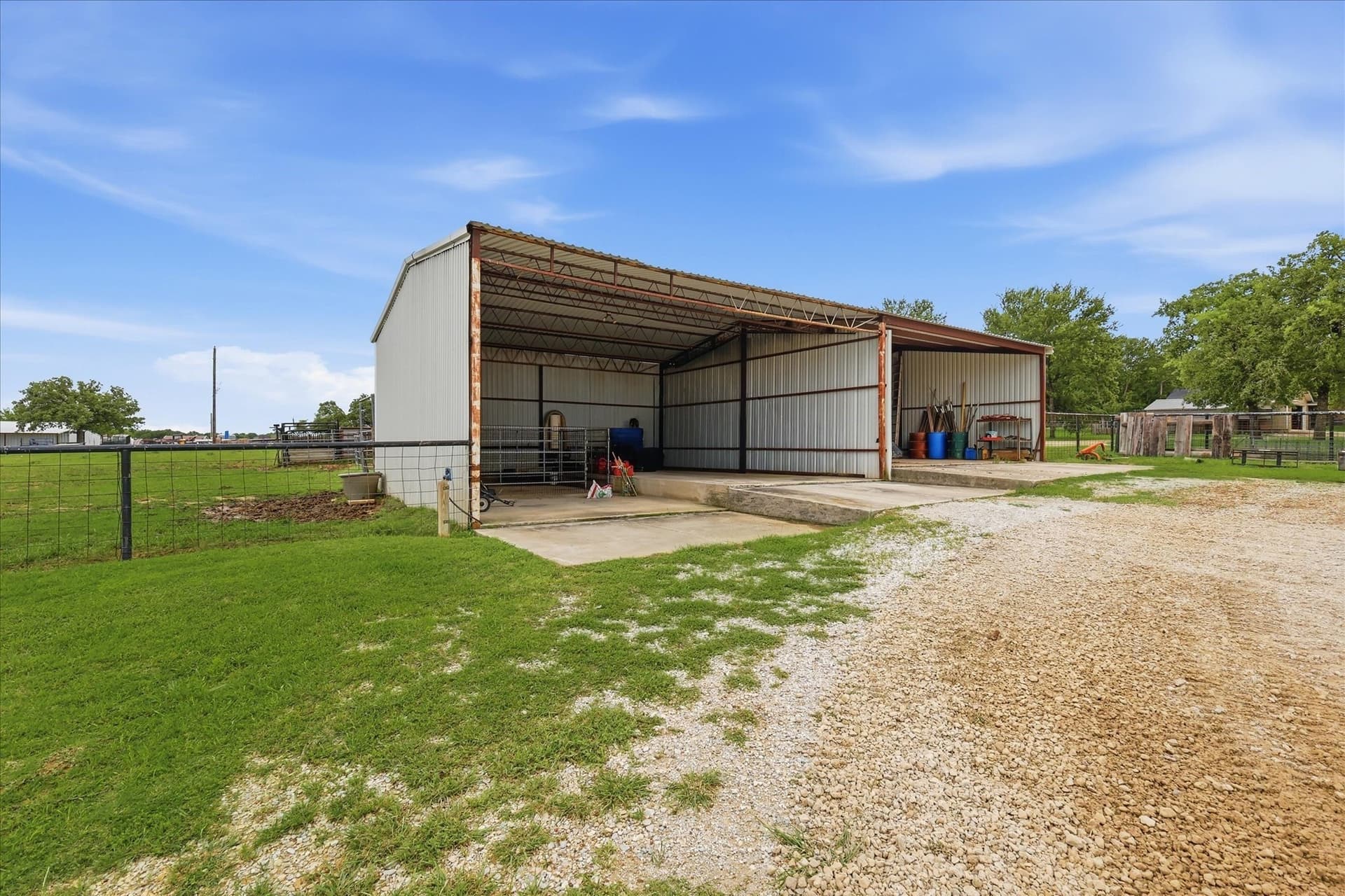 9.79 acres in Wise County - photo 32