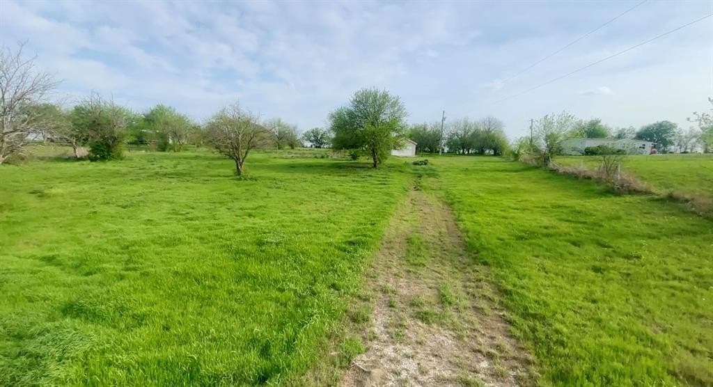 2.02 acres in Wise County gallery image 2