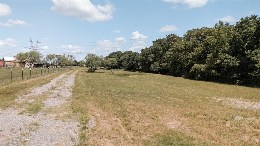 6.01 acres in Wise County gallery image 2