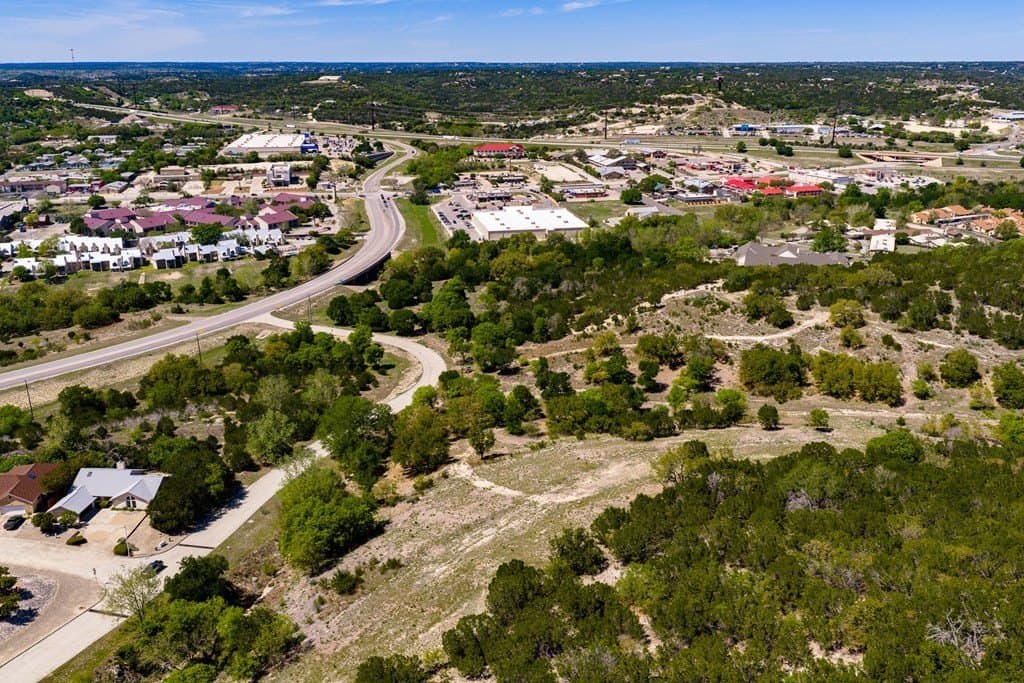 2.55 acres in Kerr County - photo 8