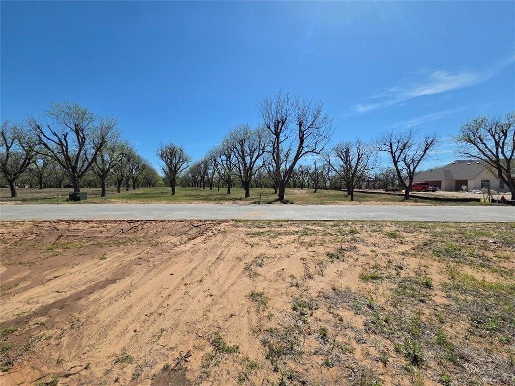 2.65 acres in Hood County gallery image 2
