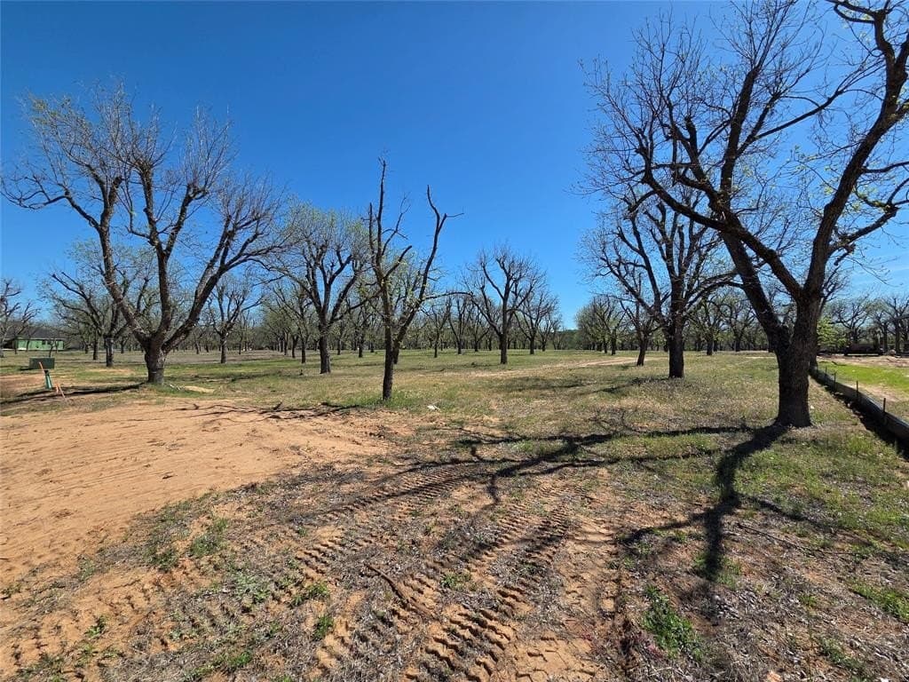 2.65 acres in Hood County gallery image 3