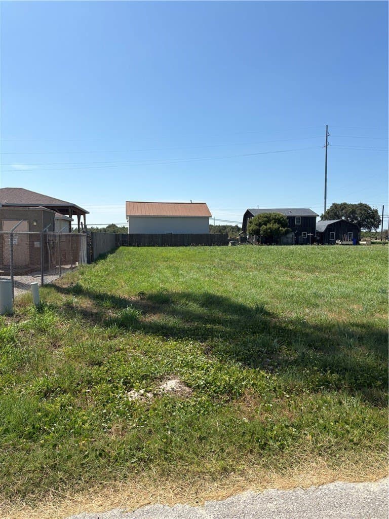 0.17 acres in Nueces County - photo 3