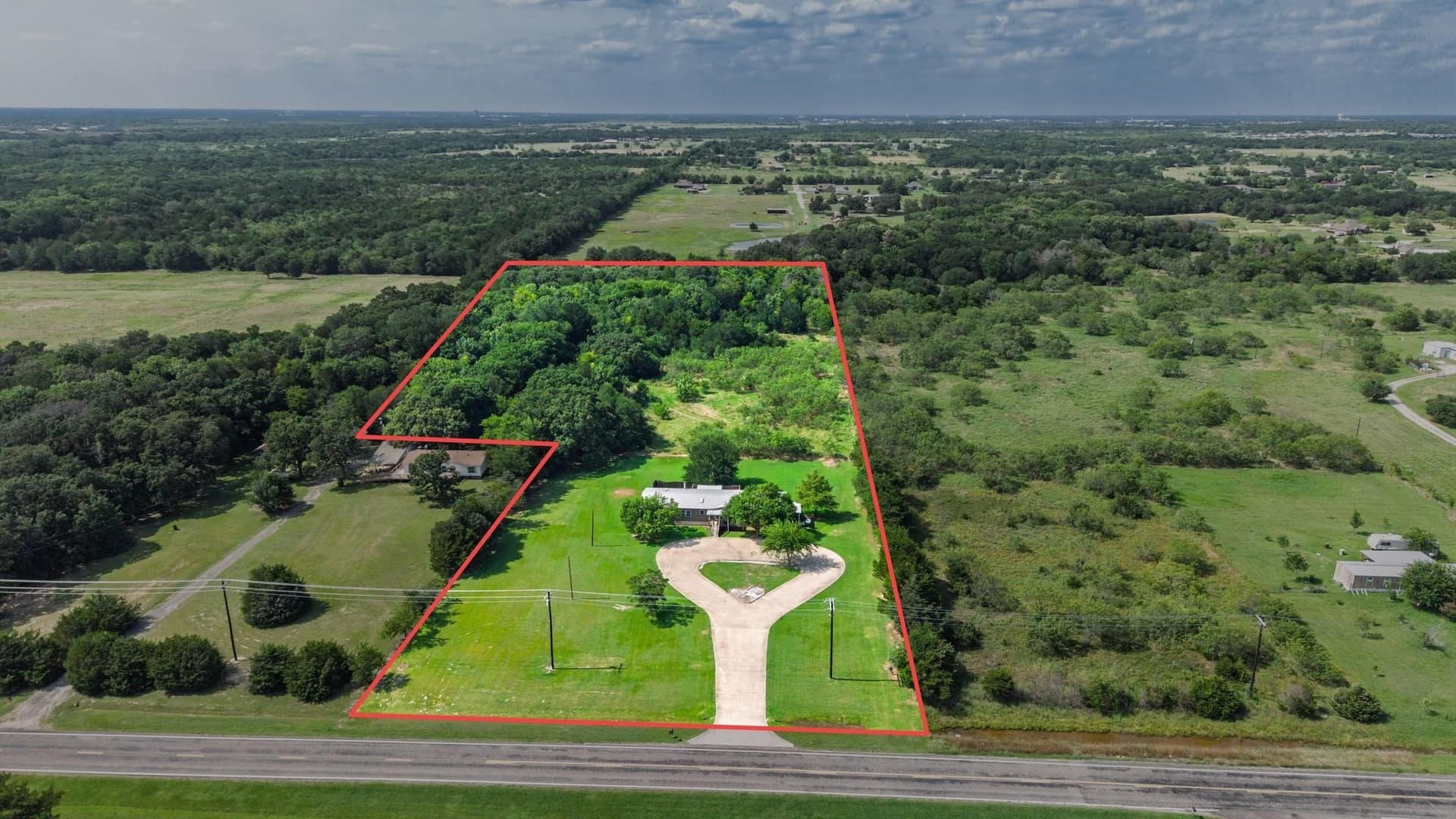 10 acres in Hunt County gallery image 3