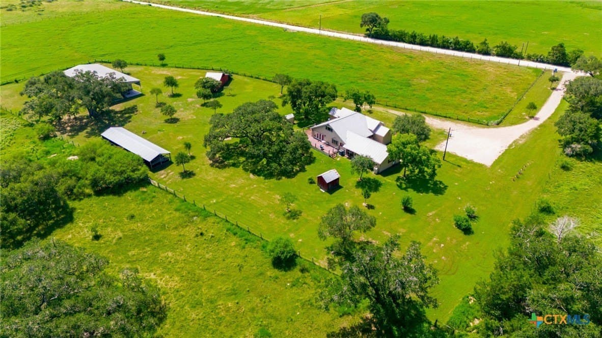 34.21 acres in Lavaca County - photo 7
