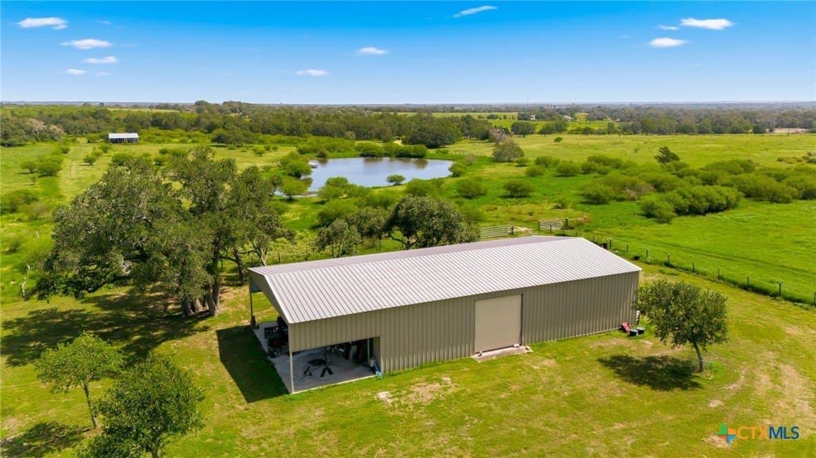 34.21 acres in Lavaca County - photo 9