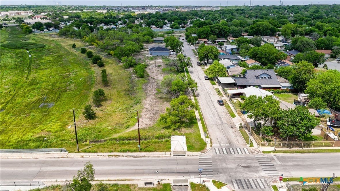 1.06 acres in Bexar County gallery image 3