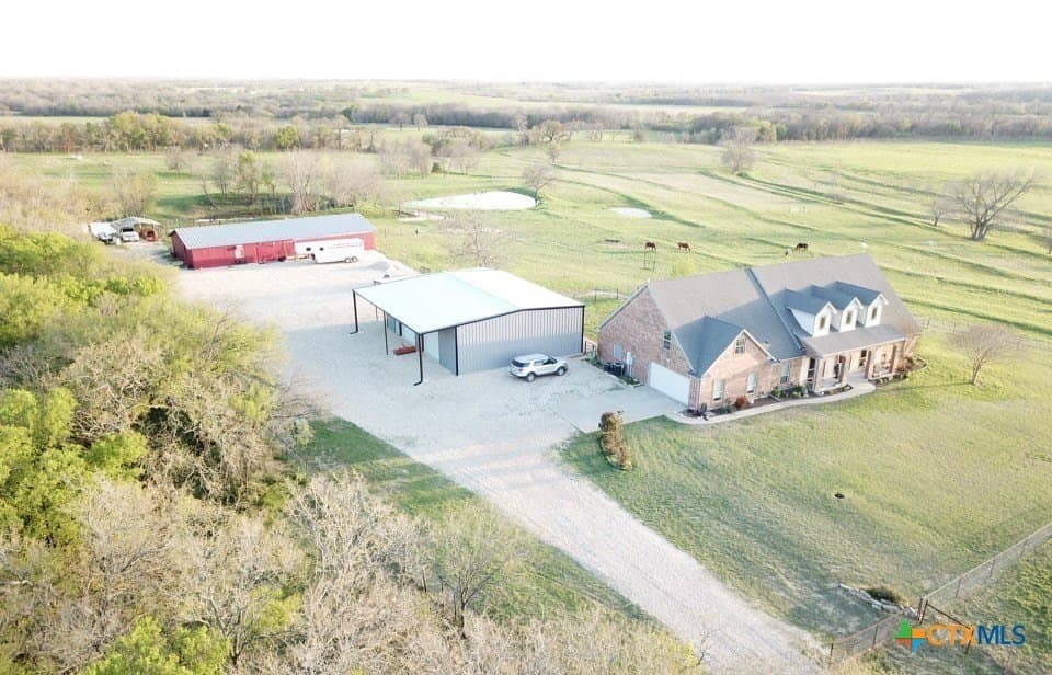 37.81 acres in Hill County gallery image 3