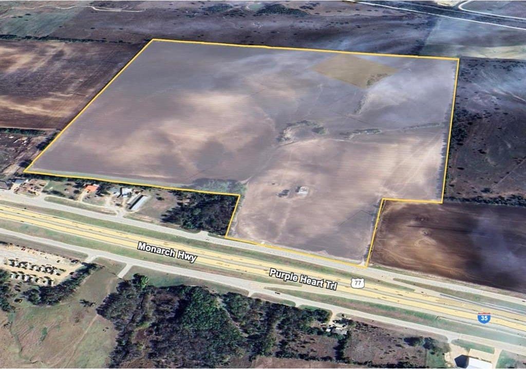 129.71 acres in Hill County gallery image 2