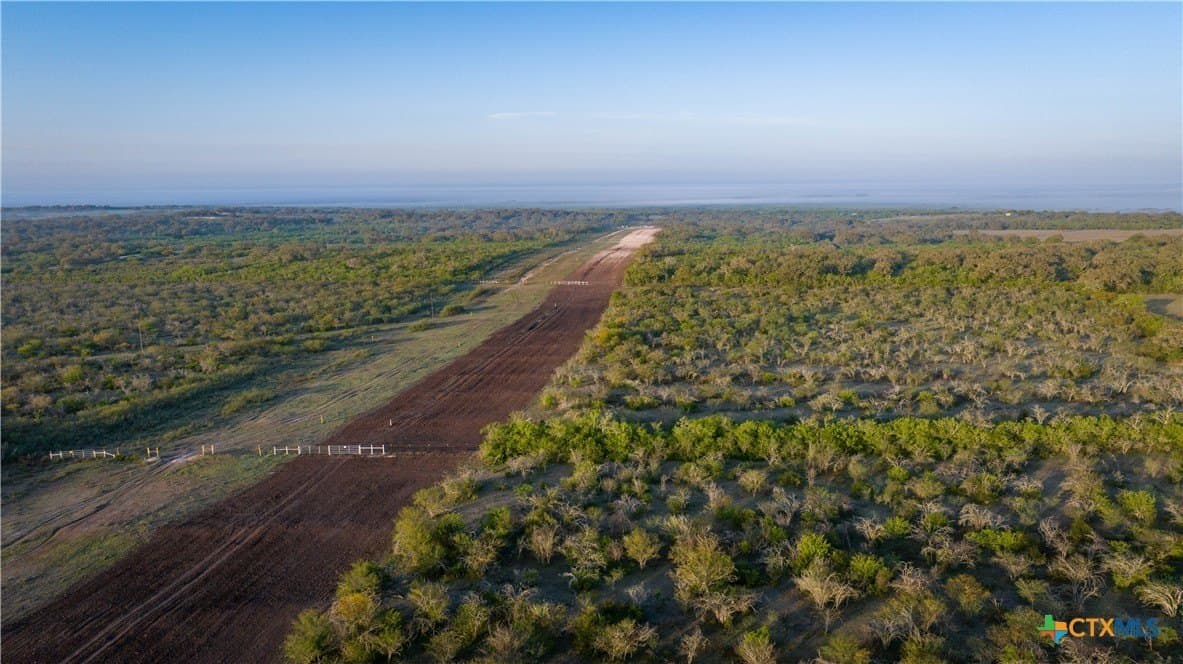 450 acres in Goliad County - photo 17