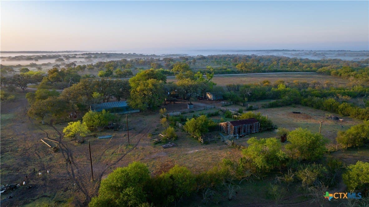 450 acres in Goliad County - photo 12
