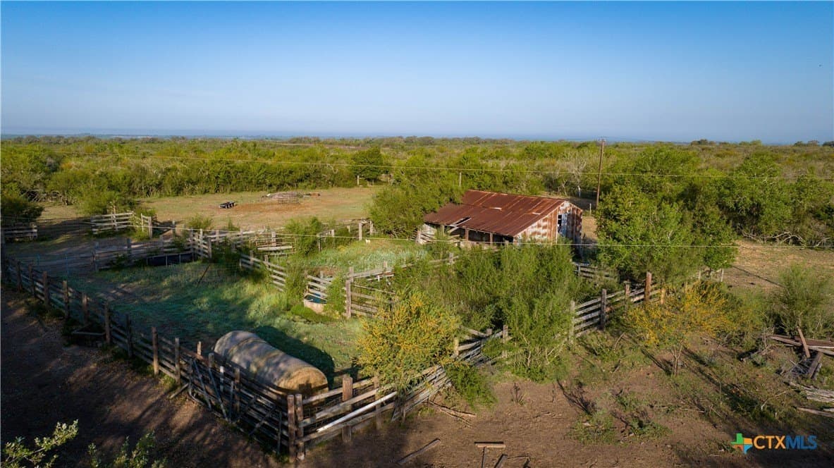 450 acres in Goliad County - photo 41