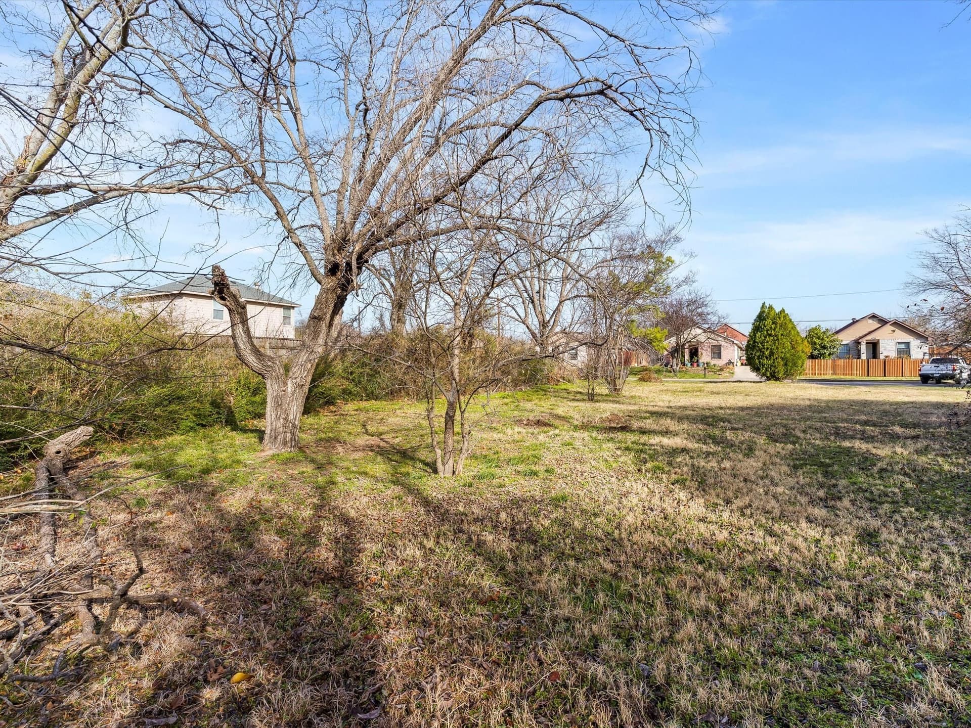 0.36 acres in Tarrant County - photo 3