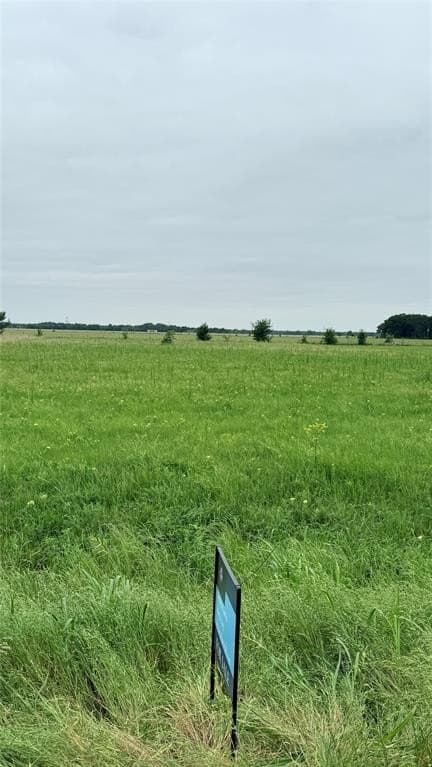 1.59 acres in Henderson County gallery image 3