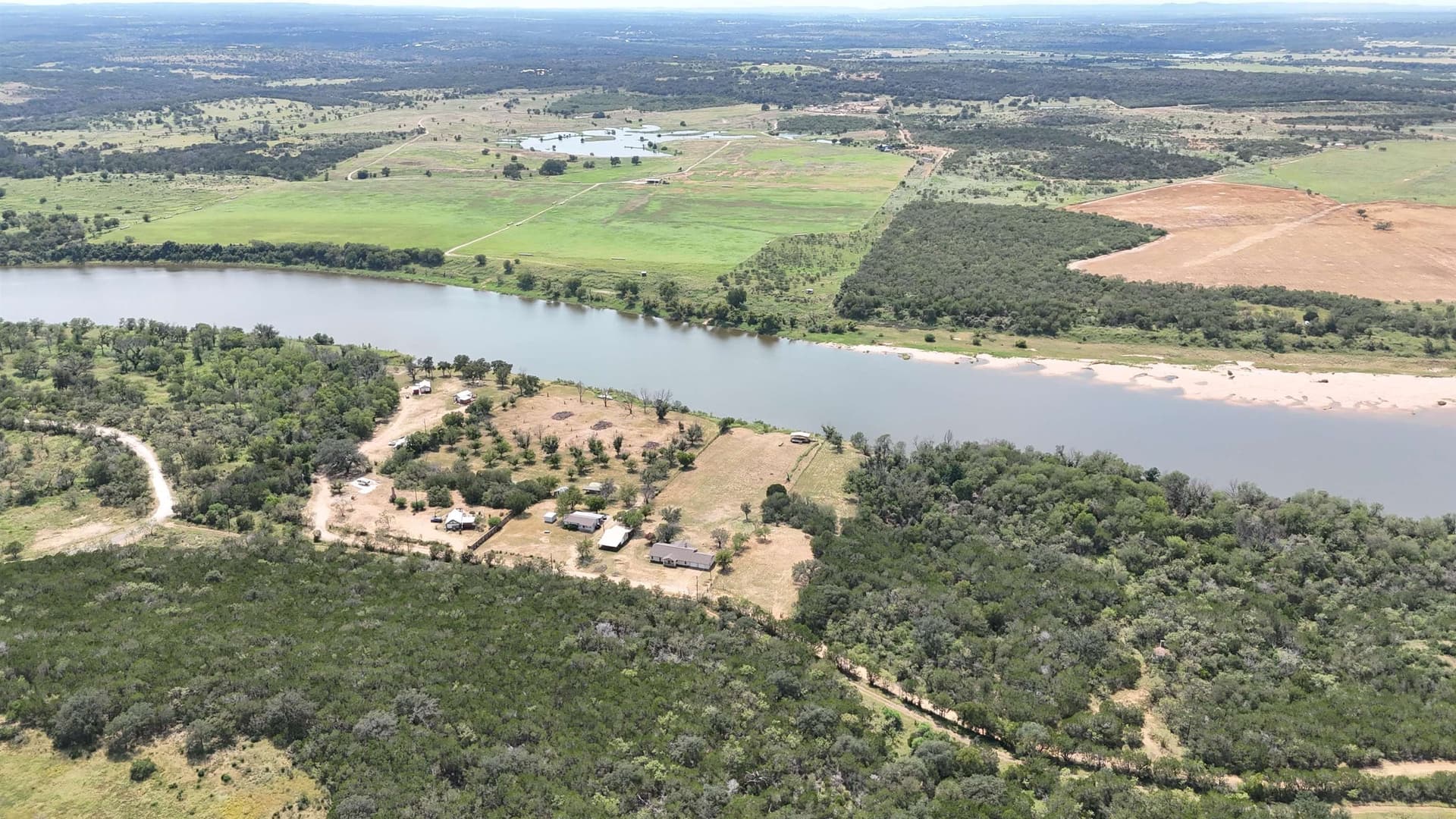 2.36 acres in Burnet County gallery image 3