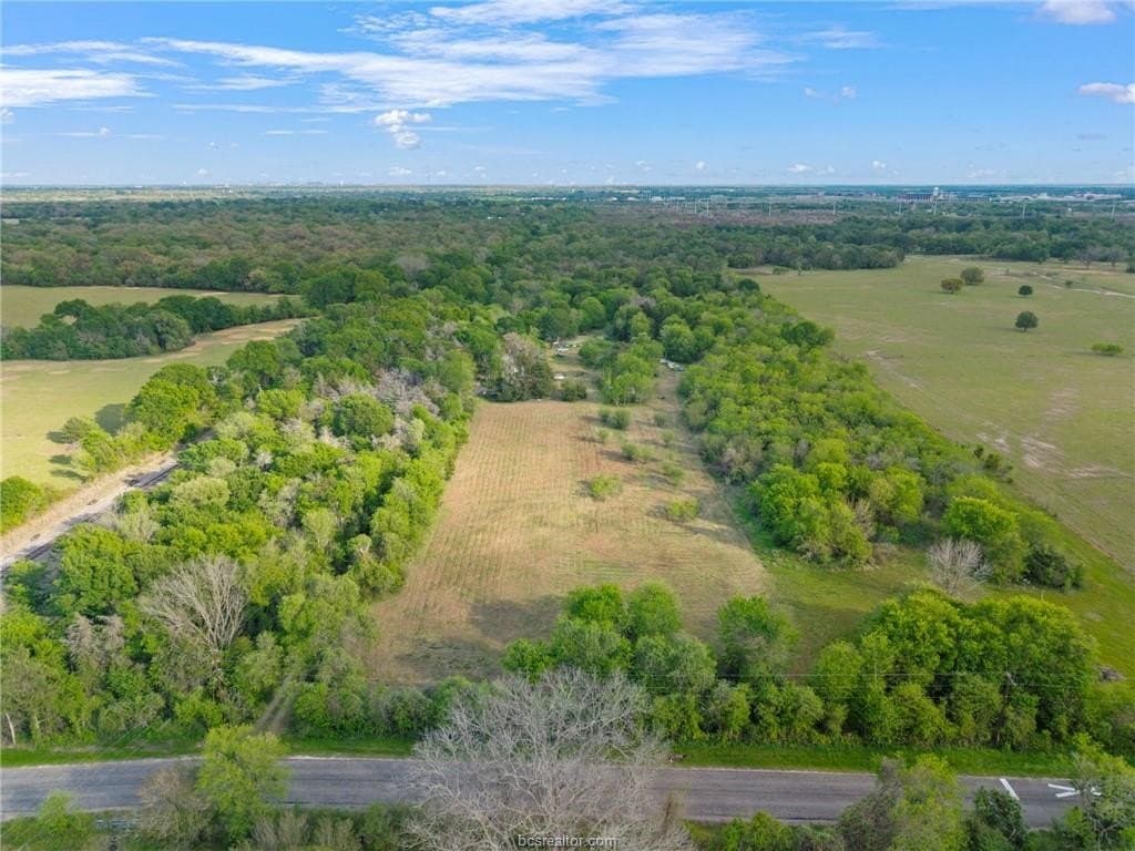 5.1 acres in Brazos County