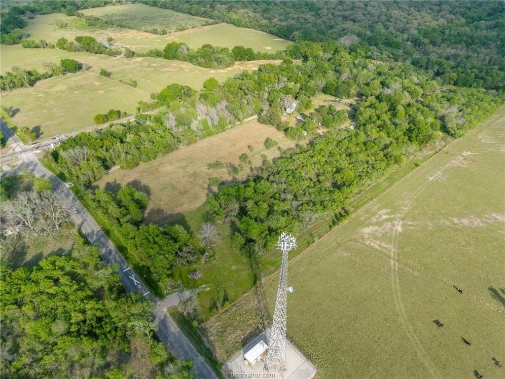 5.1 acres in Brazos County gallery image 3
