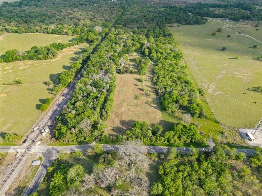 5.1 acres in Brazos County gallery image 4
