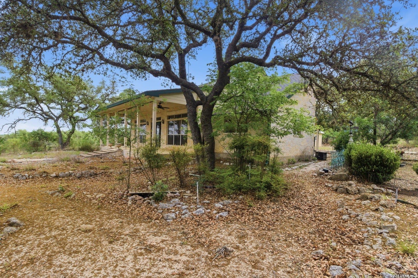 10.17 acres in Bandera County gallery image 4