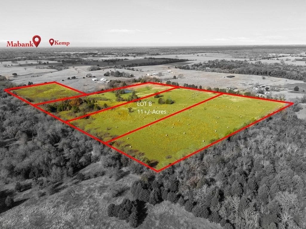 11.01 acres in Henderson County featured view