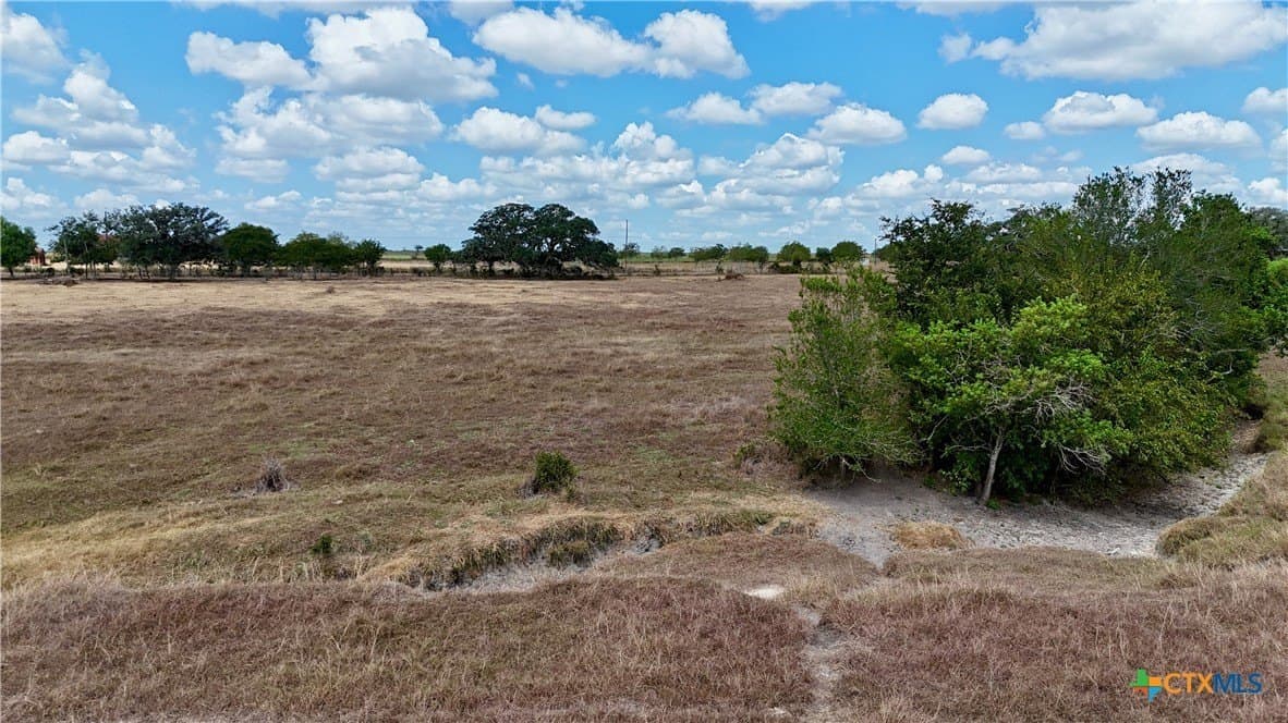 14.72 acres in Lavaca County - photo 10