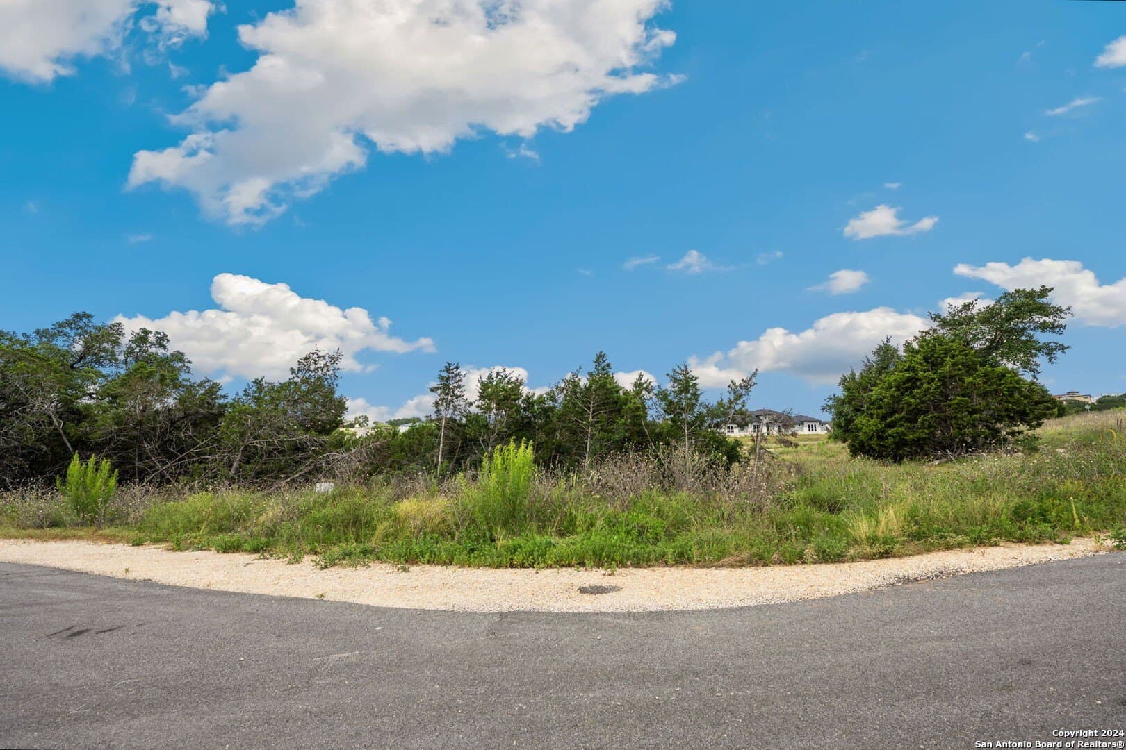 1.06 acres in Comal County gallery image 2