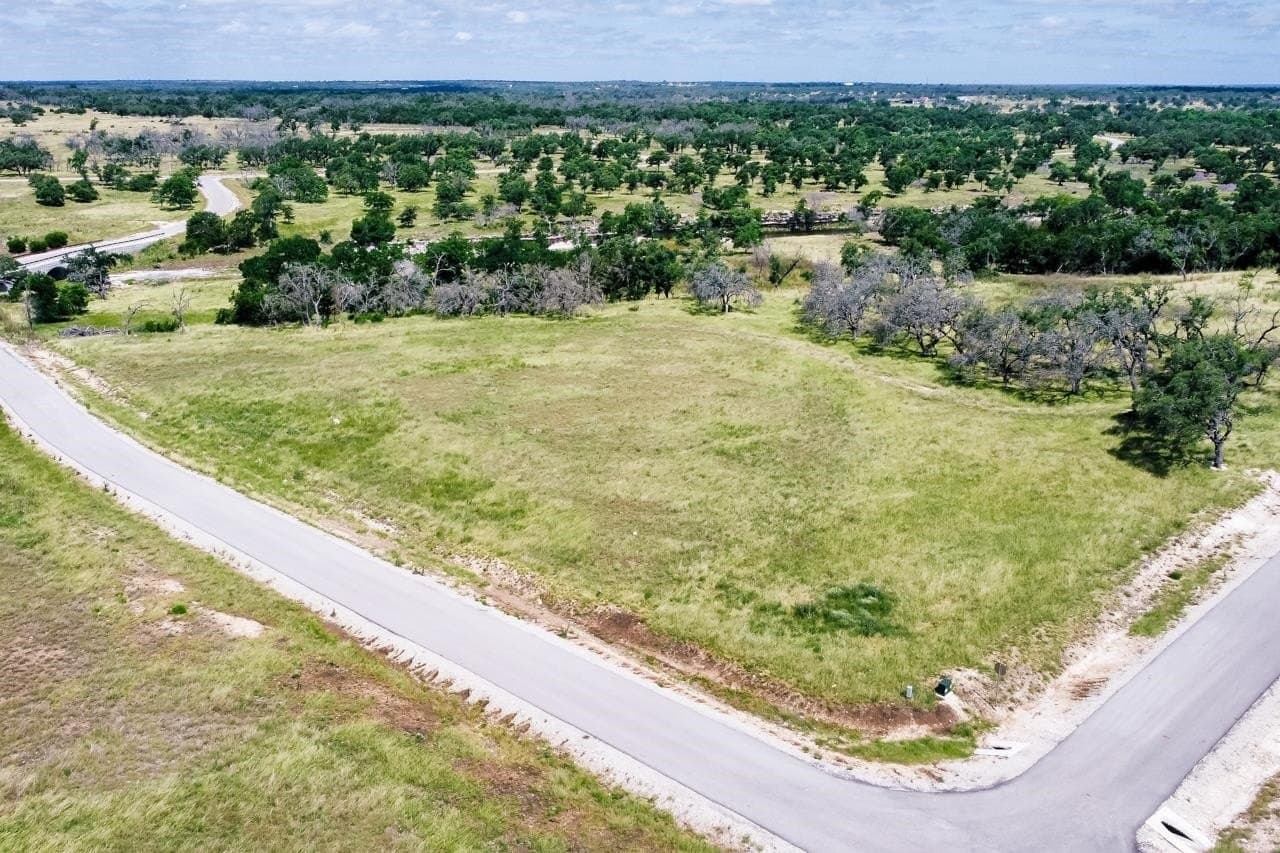 5.63 acres in Gillespie County