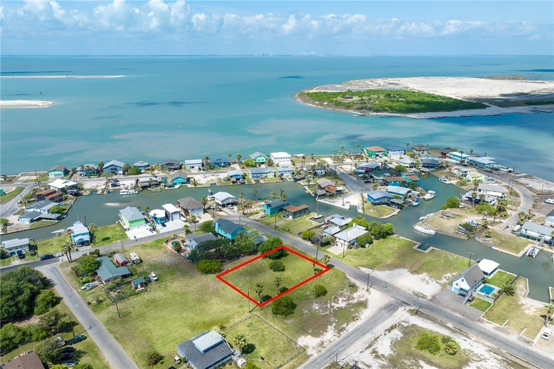 0.32 acres in San Patricio County - photo 17