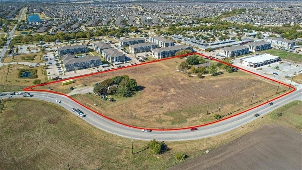 7.22 acres in Denton County gallery image 3