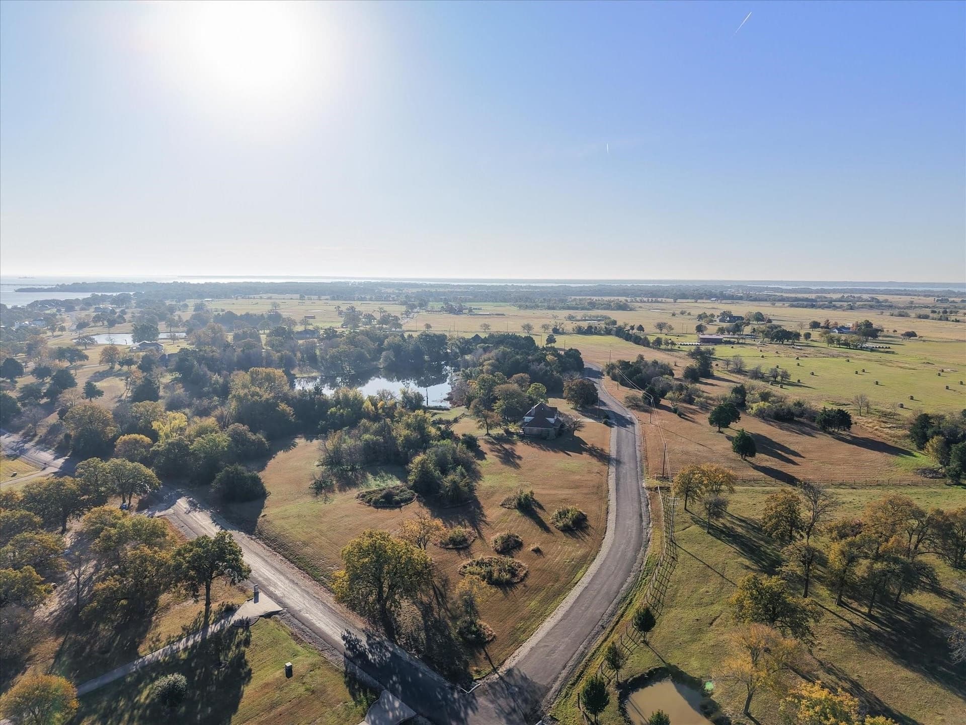 1.5 acres in Navarro County gallery image 4