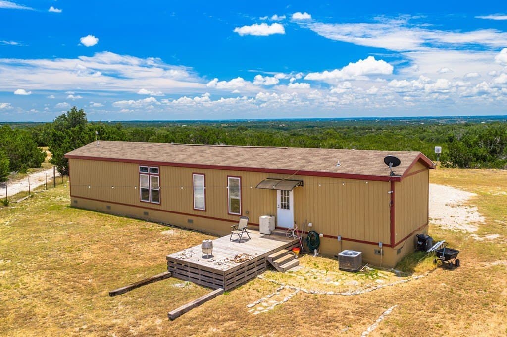 140.27 acres in Gillespie County - photo 11