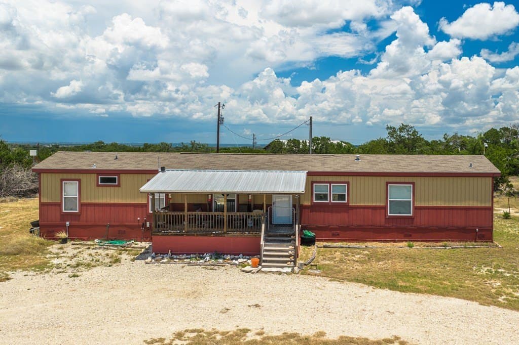 140.27 acres in Gillespie County - photo 9