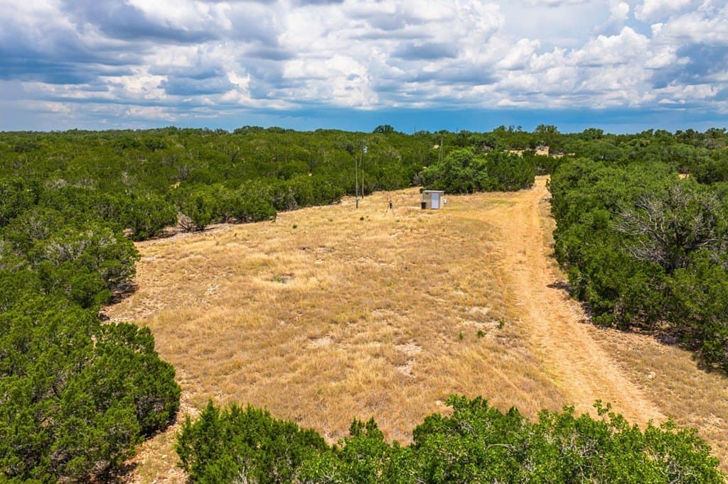 140.27 acres in Gillespie County - photo 22