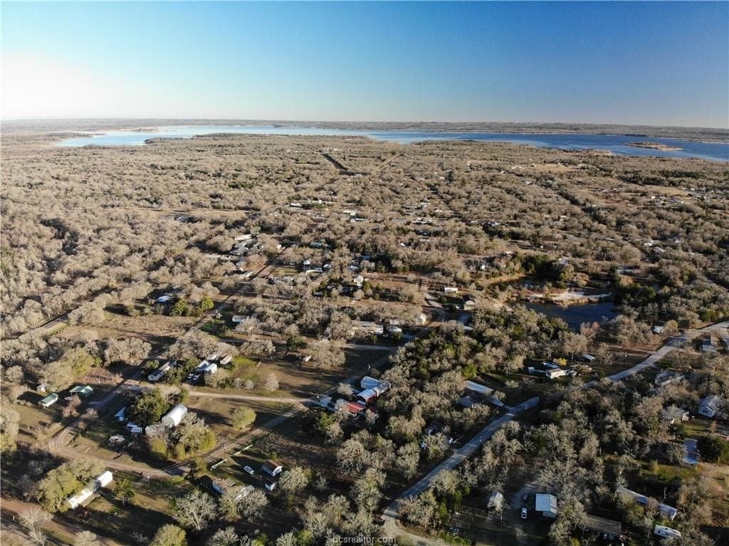 0.31 acres in Burleson County - photo 8