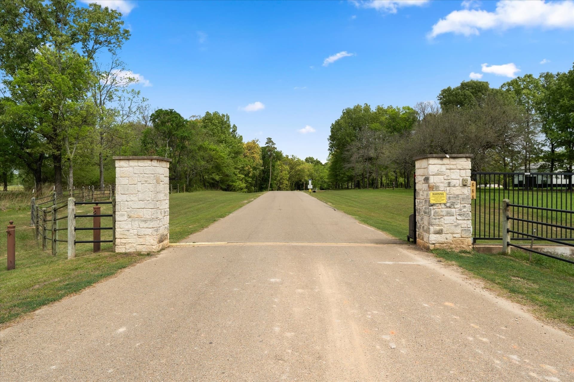 1.03 acres in Franklin (TX) County - photo 28