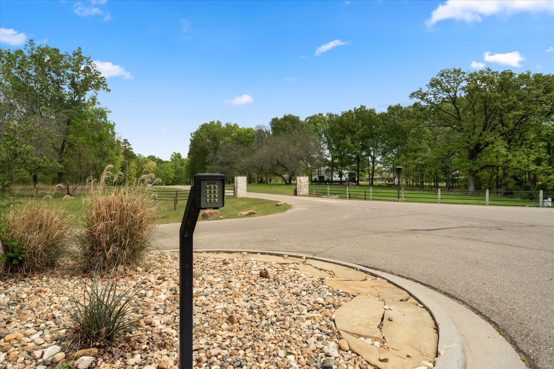 1.03 acres in Franklin (TX) County - photo 29