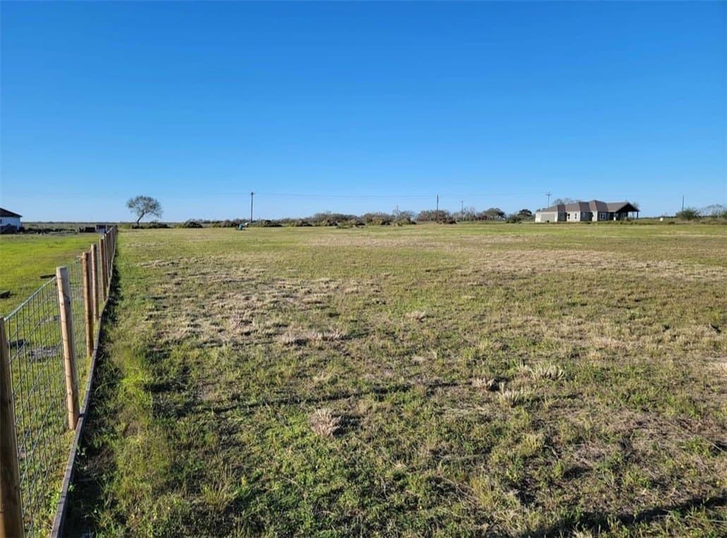 2 acres in Nueces County gallery image 3
