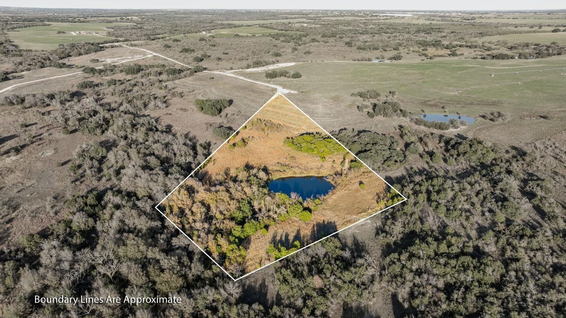8.58 acres in Comanche County