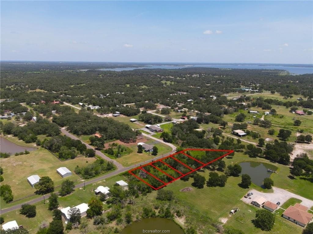 0.95 acres in Burleson County - photo 11