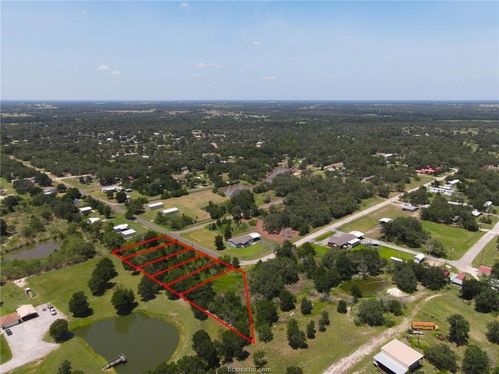 0.95 acres in Burleson County - photo 12