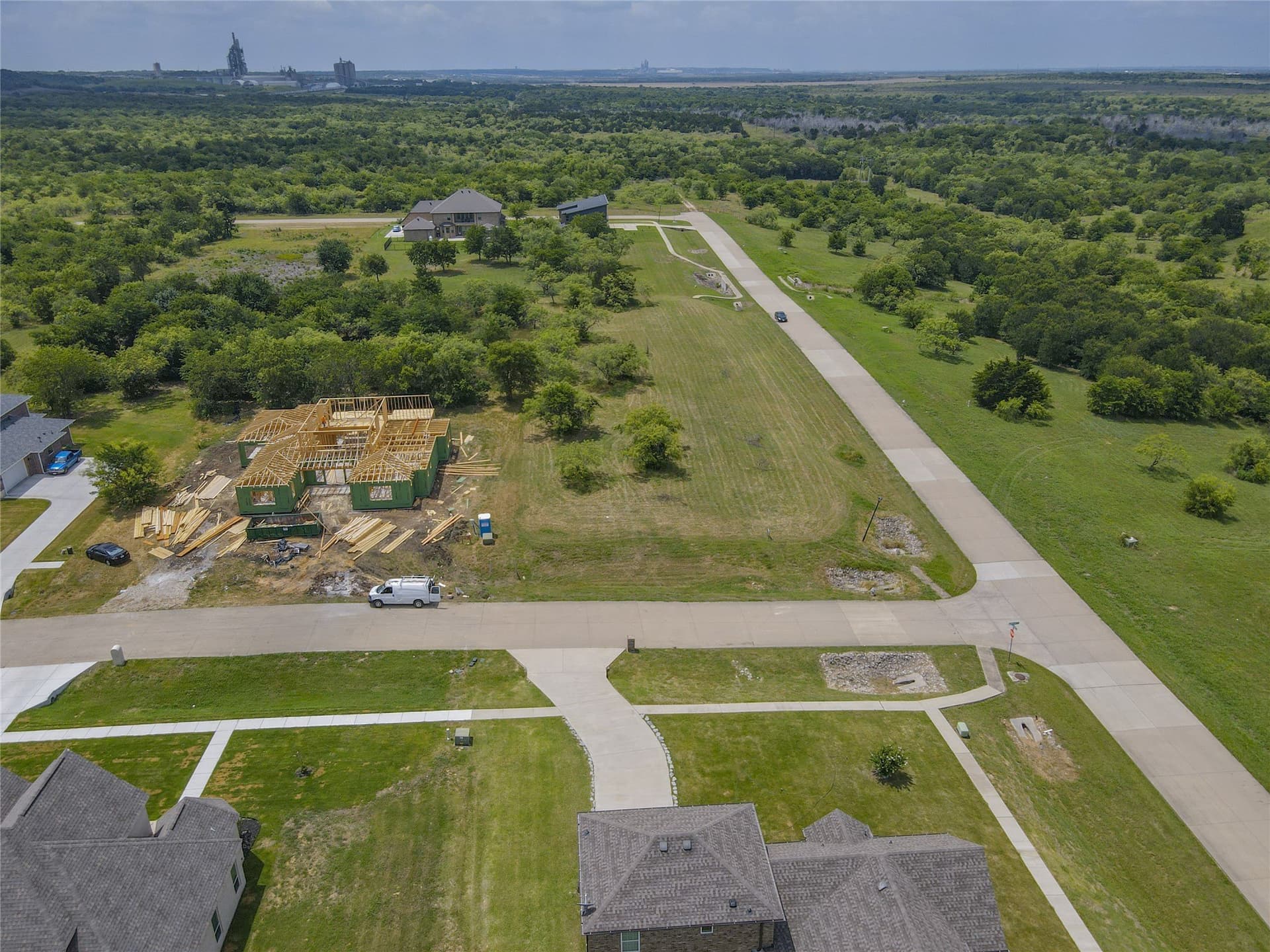 1.05 acres in Dallas County gallery image 2