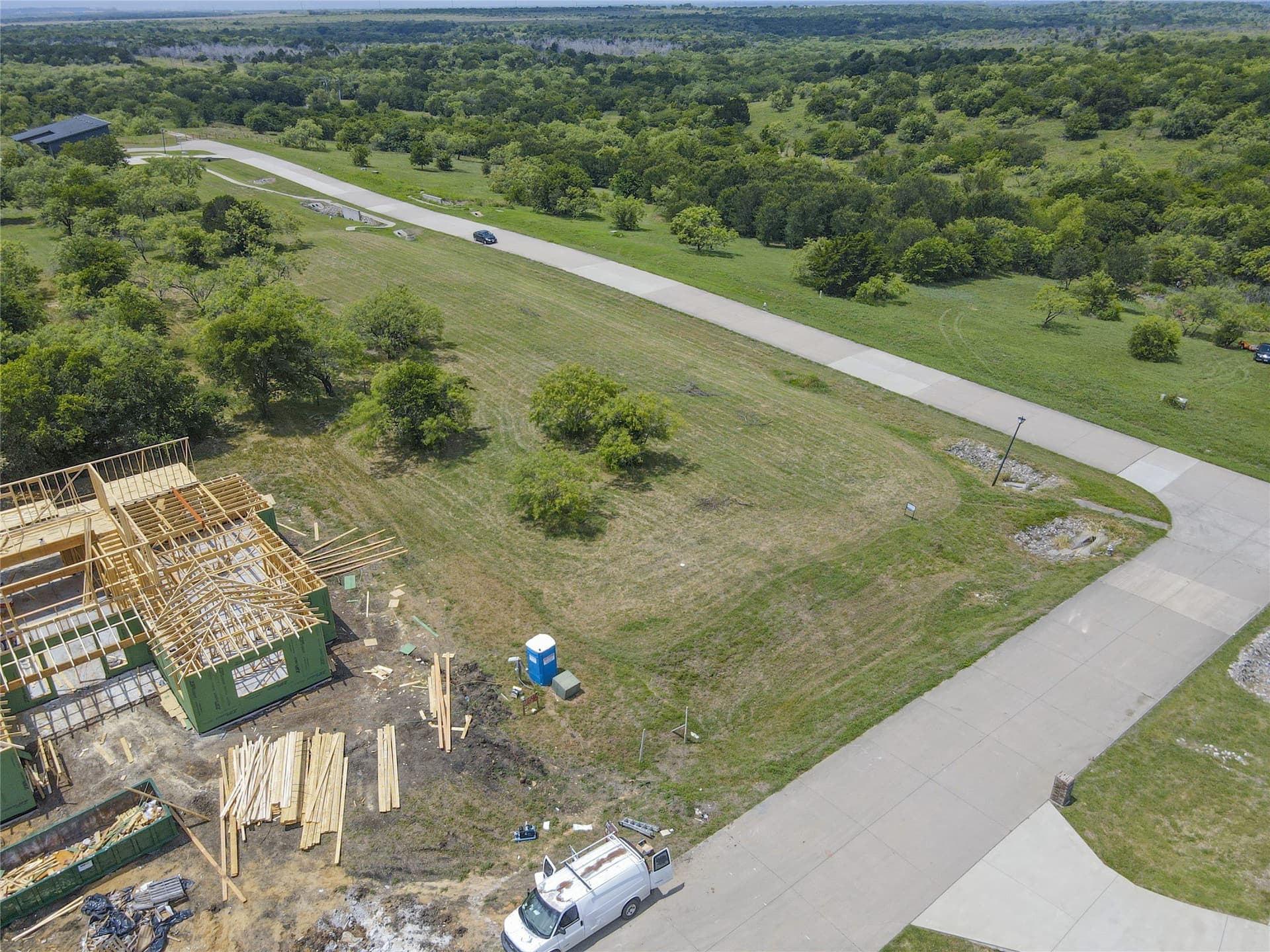1.05 acres in Dallas County gallery image 3