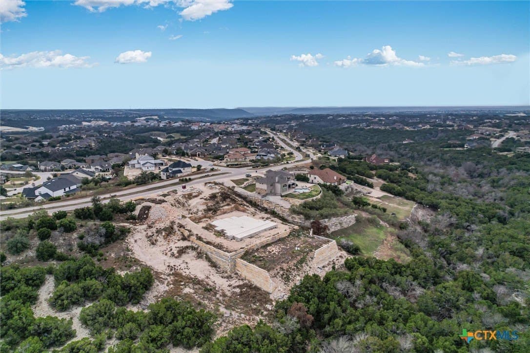 1.61 acres in Travis County gallery image 4