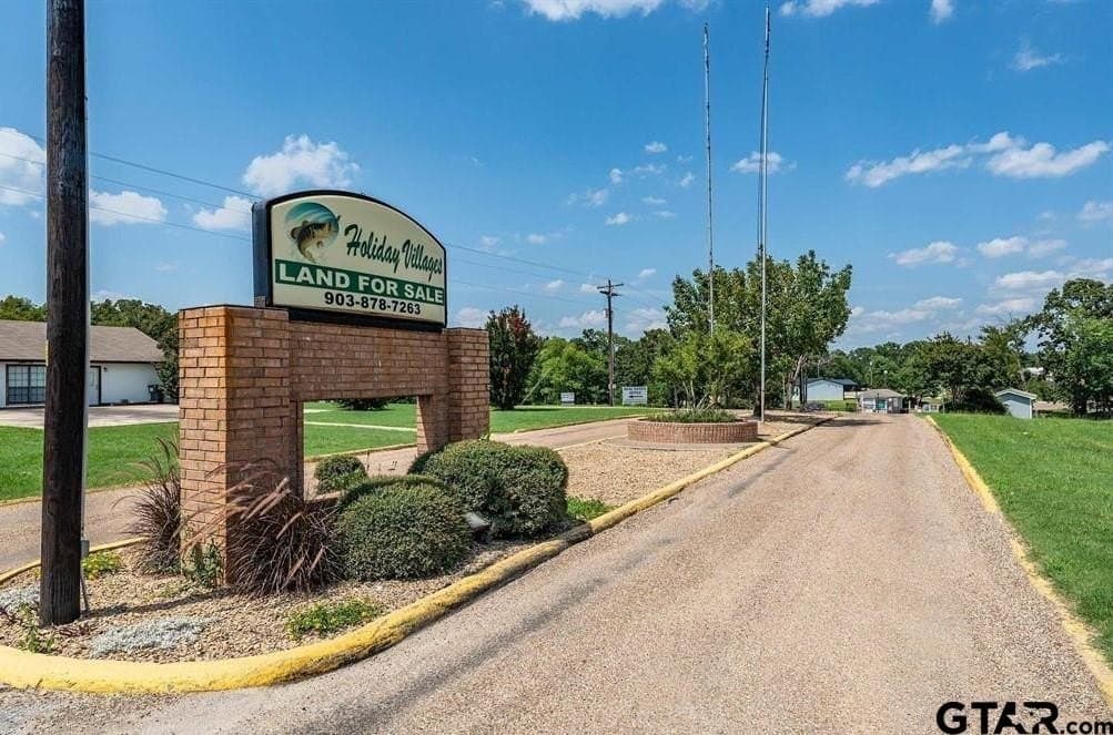 0.08 acres in Wood County - photo 9