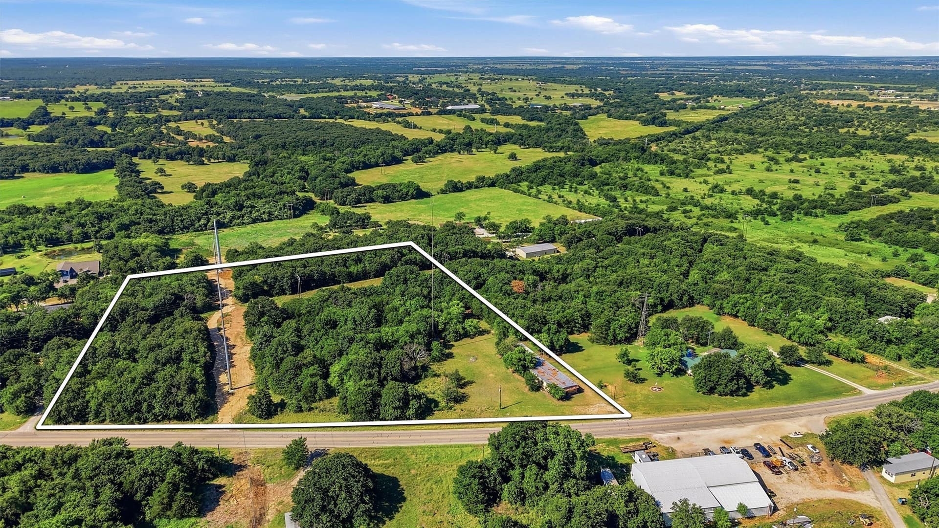 10.88 acres in Cooke County - photo 37
